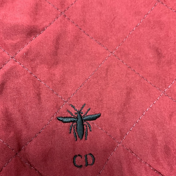 CHRISTIAN DIOR BURGUNDY QUILTED MATELASSE SILK SHORTS WITH BEE EMBROIDERY - Picture 6 of 6